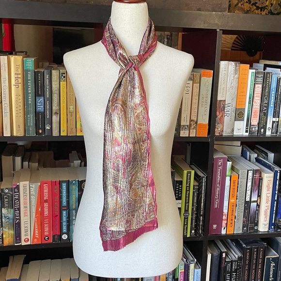 vintage scarf - Picture 2 of 4